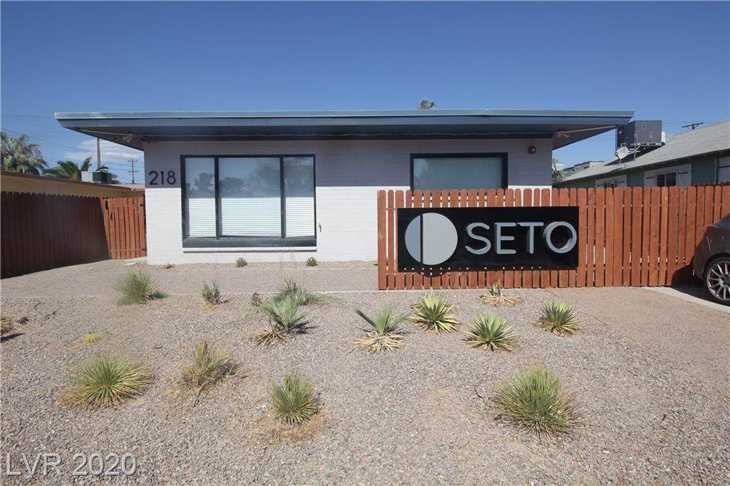 218 11TH Street - Photo 1