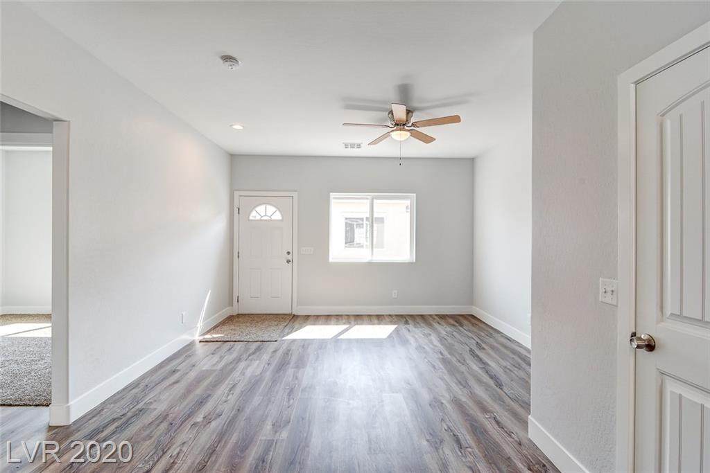 1380 Ogallala - Photo 1