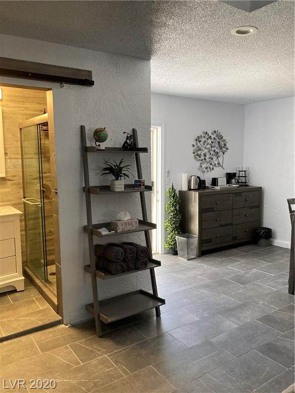 2641 Heritage Circle - Photo 1