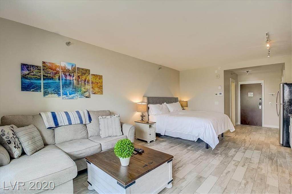 29 Montelago Boulevard - Photo 1