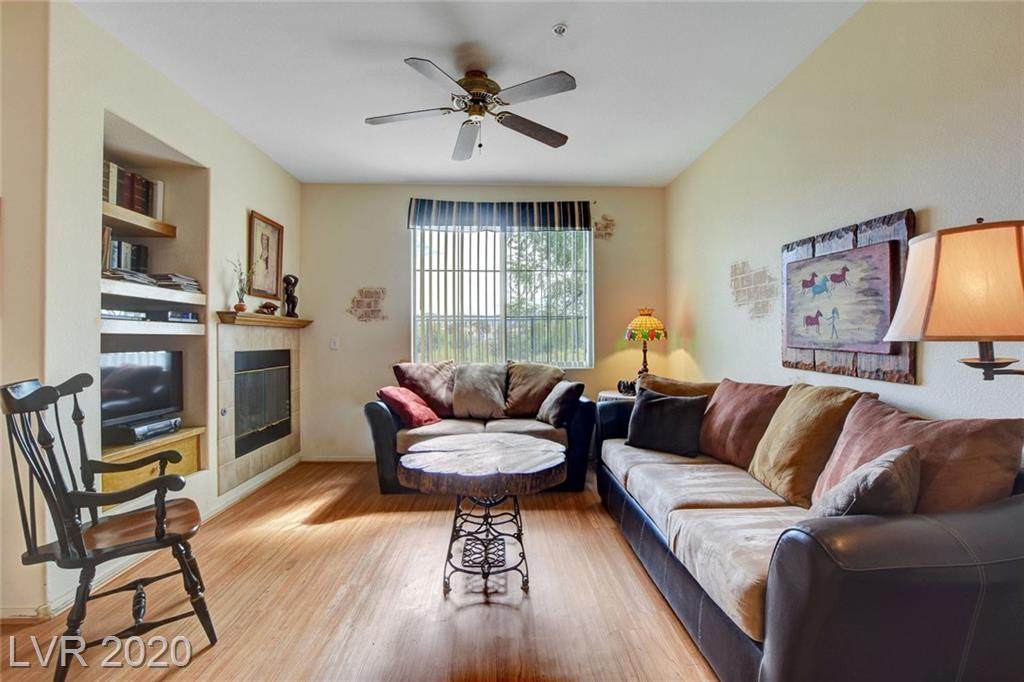 2325 Windmill Parkway - Photo 1