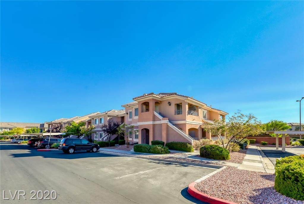300 Pine Haven Street - Photo 1