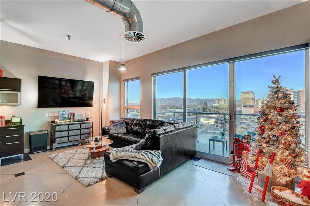 200 Hoover Avenue - Photo 1