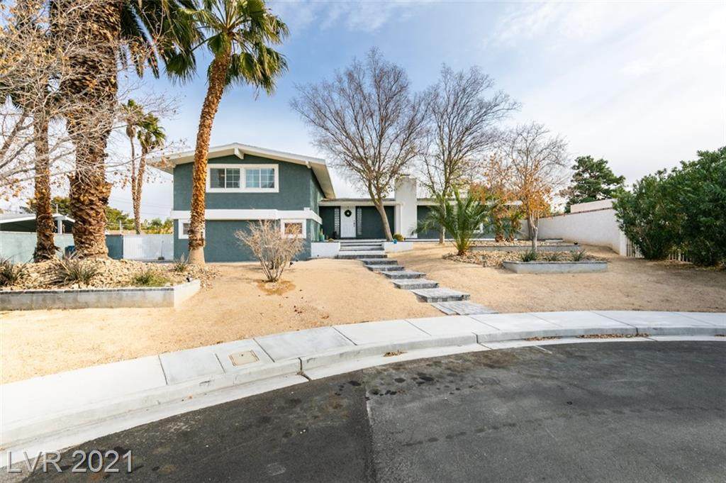 3326 Zuni Circle - Photo 1