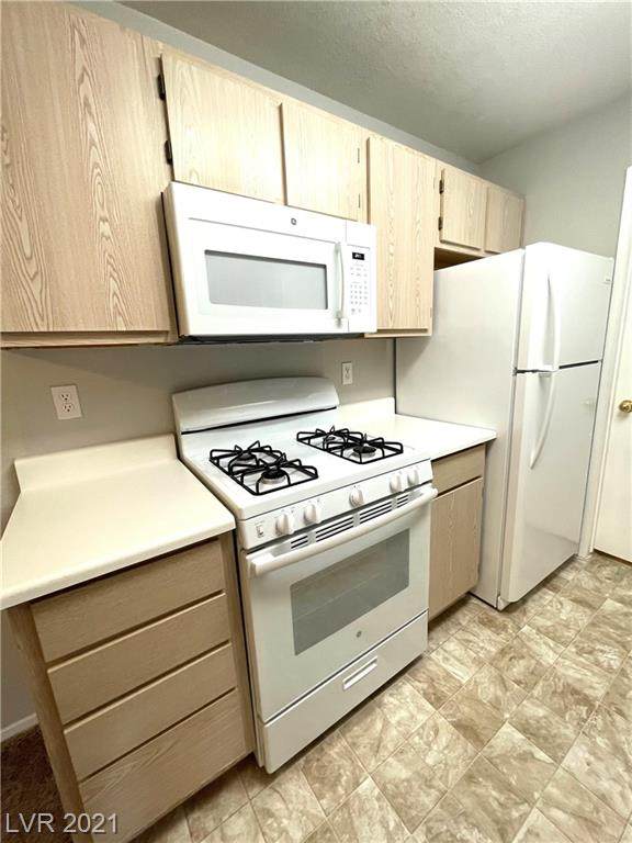 7885 Flamingo Road - Photo 1