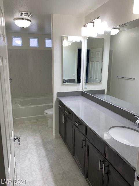 6532 Foley Estate Avenue - Photo 1