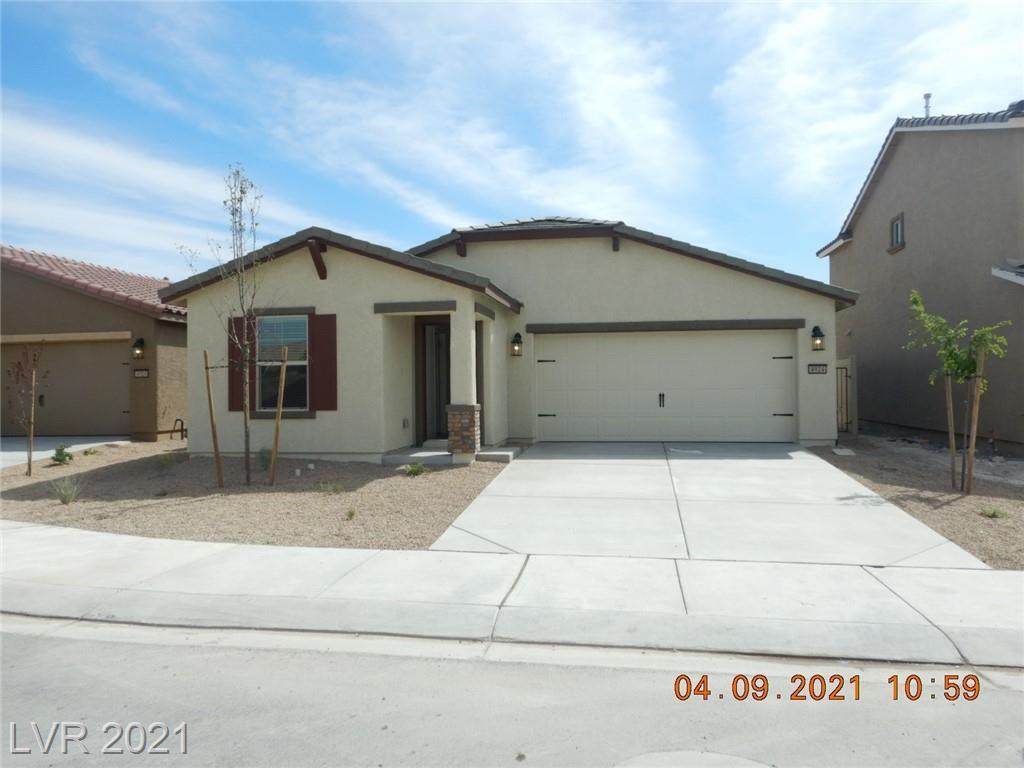 4924 Eterno Street - Photo 1