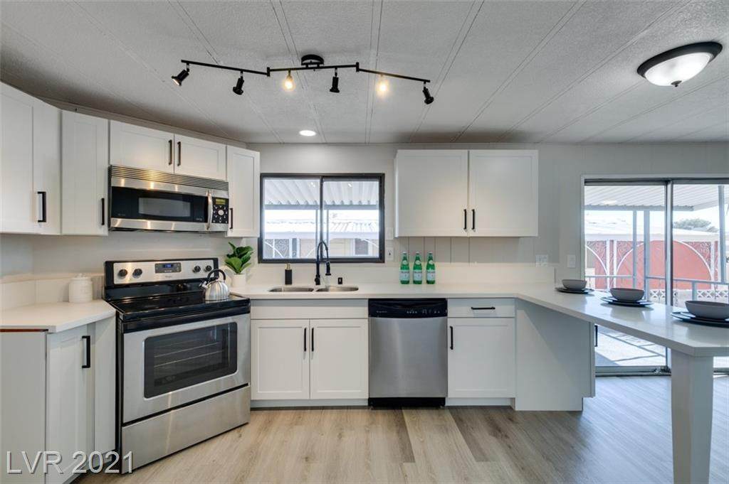 5085 Ridge Avenue - Photo 1