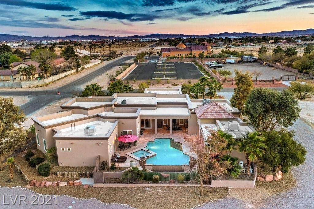 5600 Oquendo Road - Photo 1