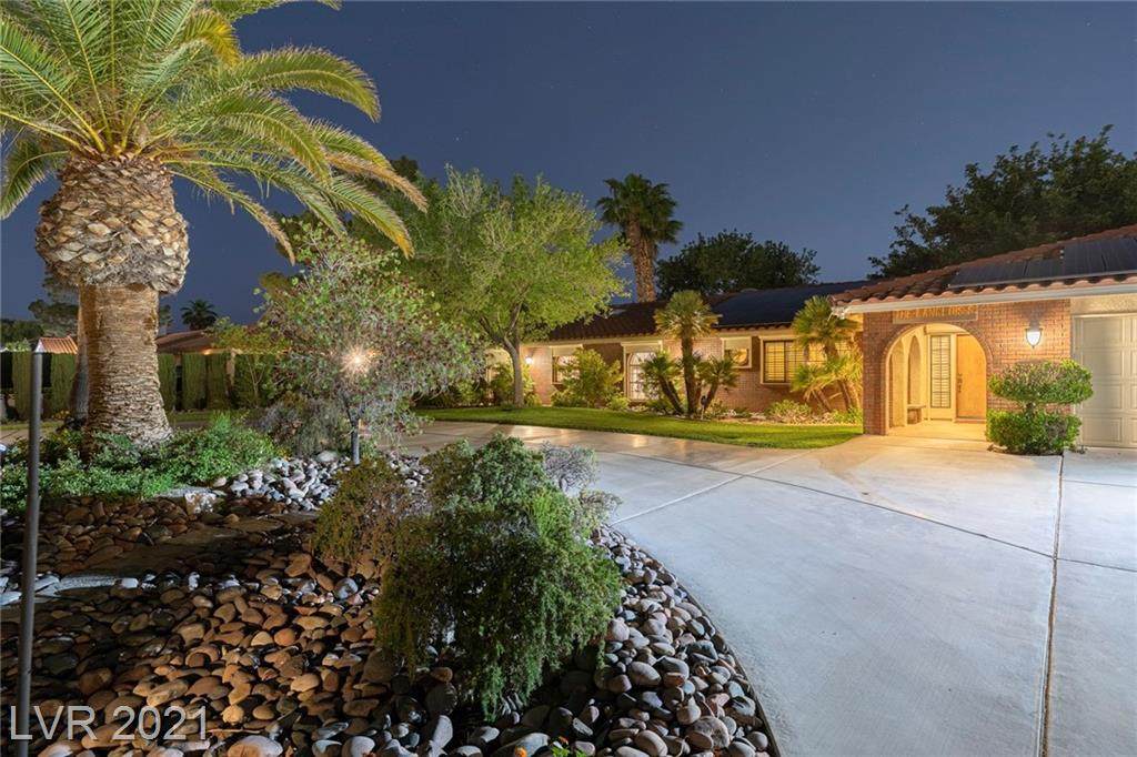 8310 Fisher Avenue - Photo 1