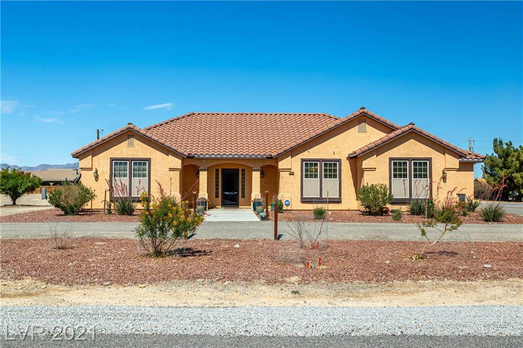 5840 Sunland Avenue - Photo 1