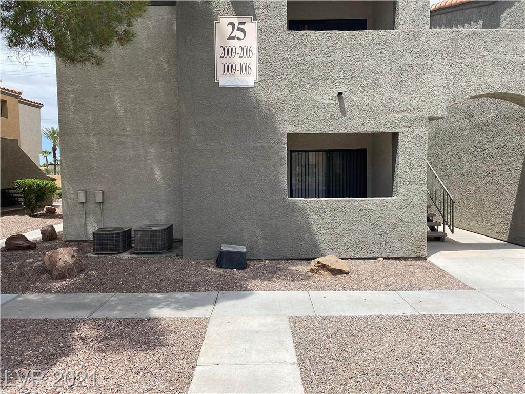 3151 Soaring Gulls Drive - Photo 1