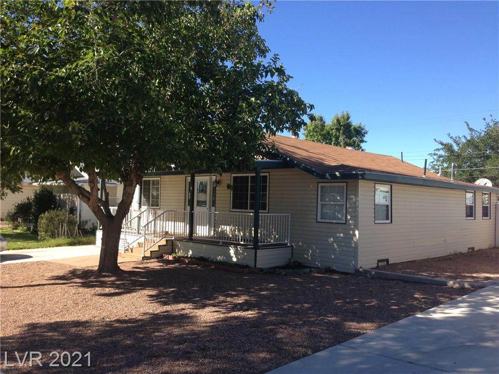 620 Avenue F - Photo 1