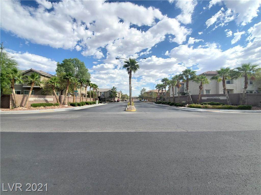 6255 Arby Avenue - Photo 1