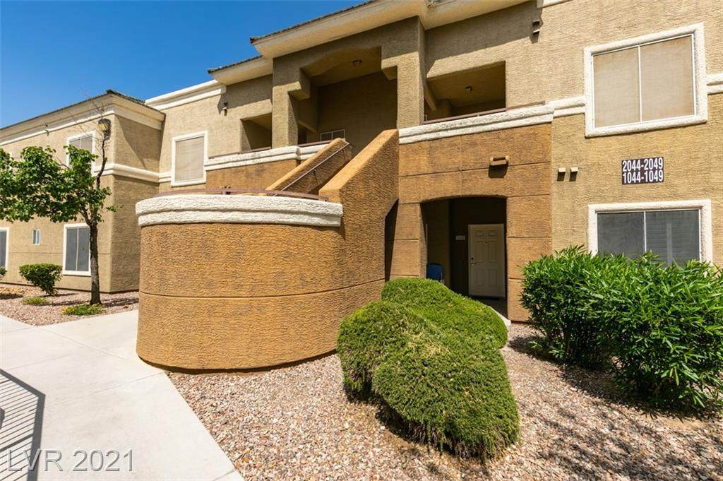 8070 Russell Road - Photo 1