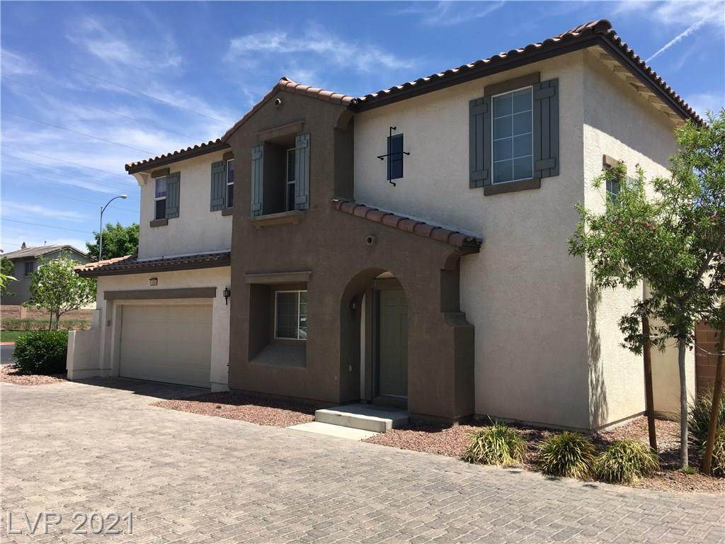 1035 Appaloosa Hills - Photo 1