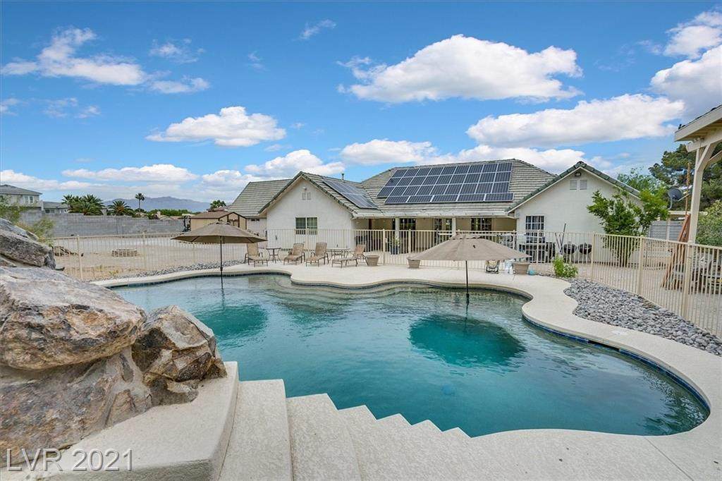 4555 Tee Pee Lane - Photo 1