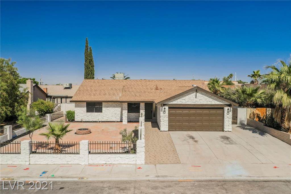 1013 Smith Street - Photo 1