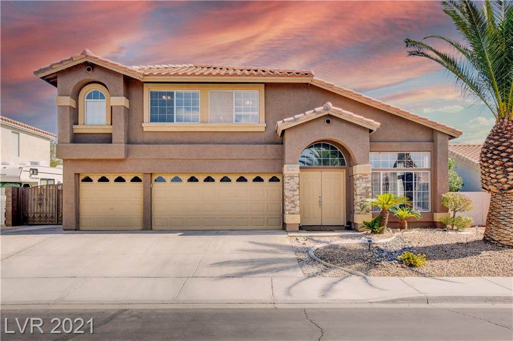 2727 Aspen Wood Avenue - Photo 1