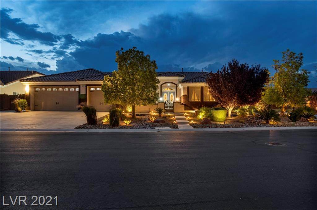 8320 Kisses Avenue - Photo 1
