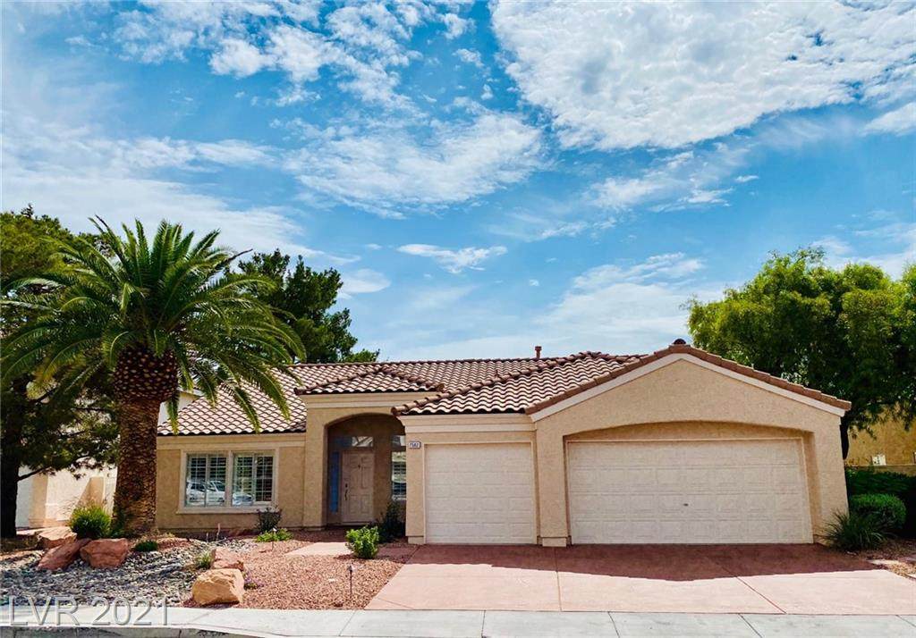 7582 Emerald Gardens Circle - Photo 1