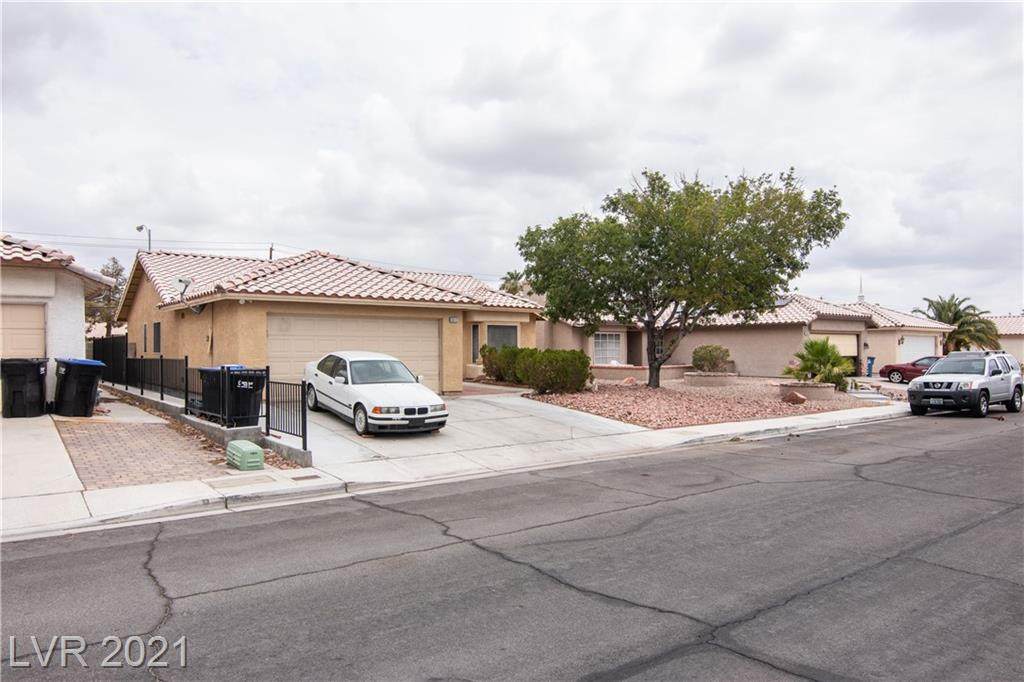 3512 Gingersnap Way - Photo 1
