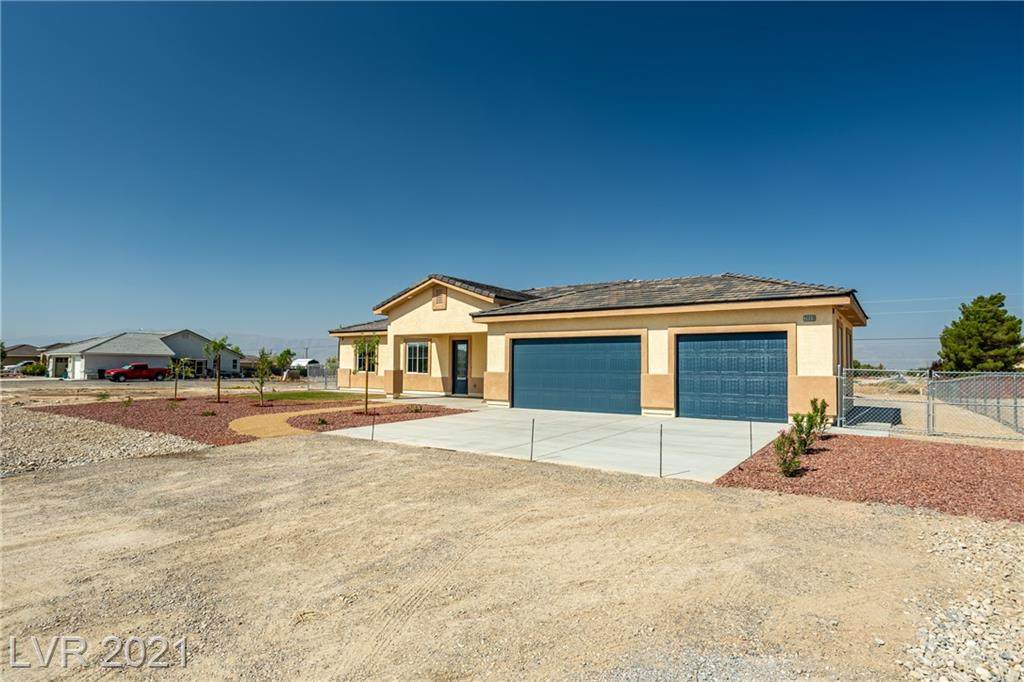 3000 Torrey Pines Avenue - Photo 1