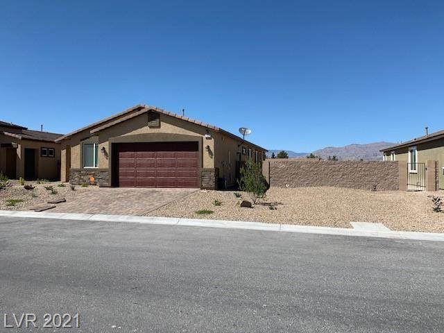 5926 Peridot Falls Avenue - Photo 1