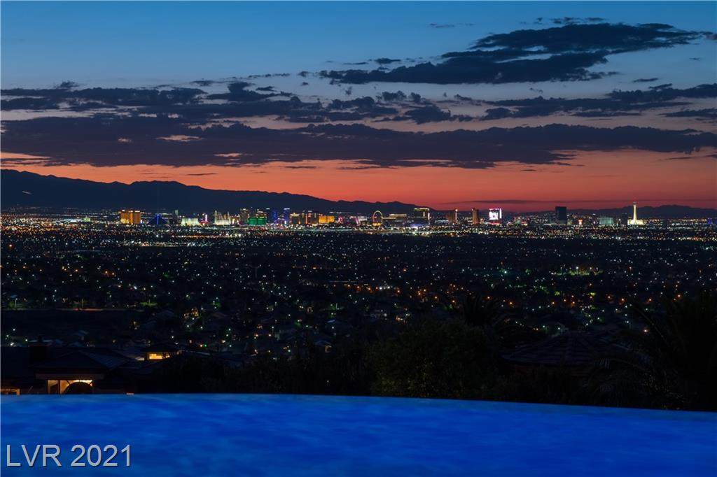 472 Saint Moritz Drive - Photo 1