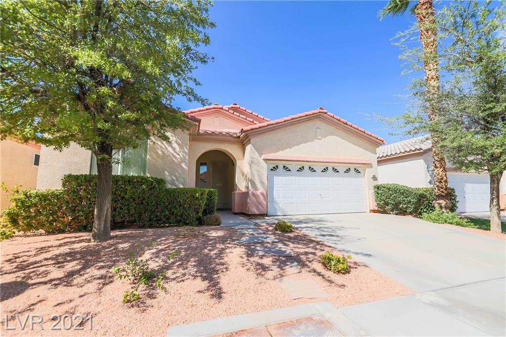 358 Palm Trace Avenue - Photo 1