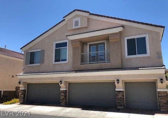 3213 Regal Swan Place - Photo 1