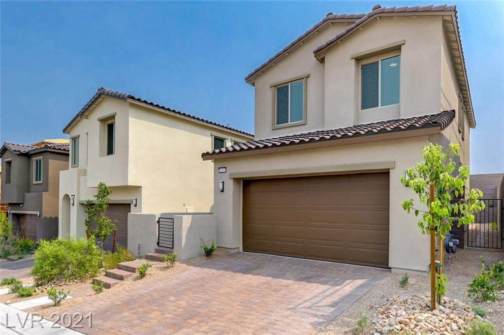 11837 Pelican Butte Avenue - Photo 1