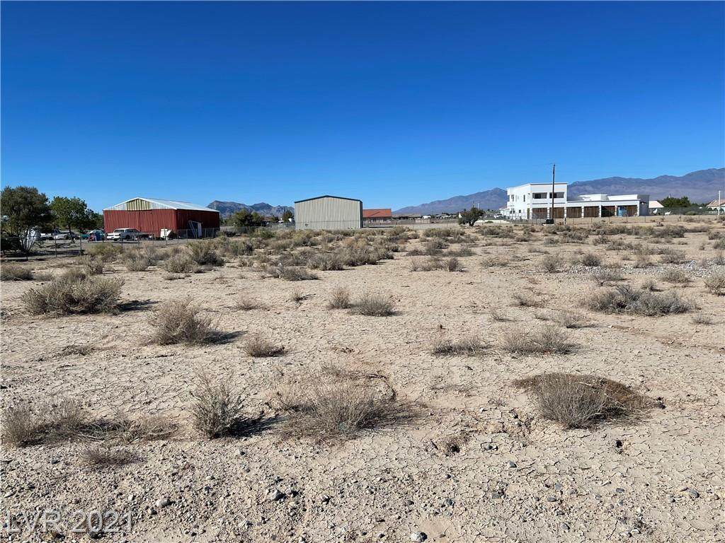 1450 Labrador Street - Photo 1