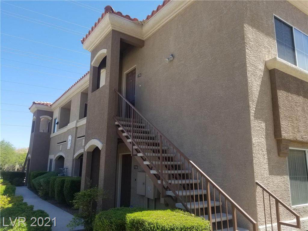 10245 Maryland Parkway - Photo 1