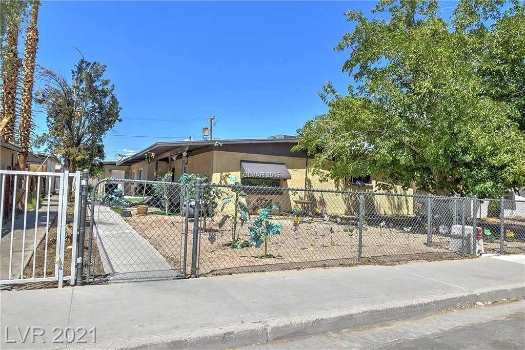 2121 Ballard Drive - Photo 1