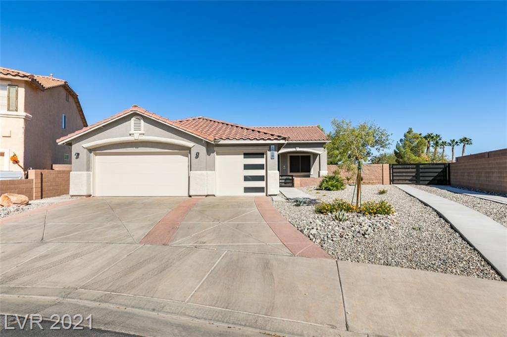 1018 Kings View Court - Photo 1