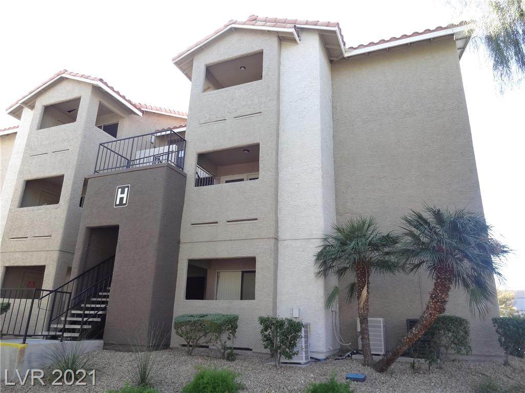 4200 Valley View Boulevard - Photo 1
