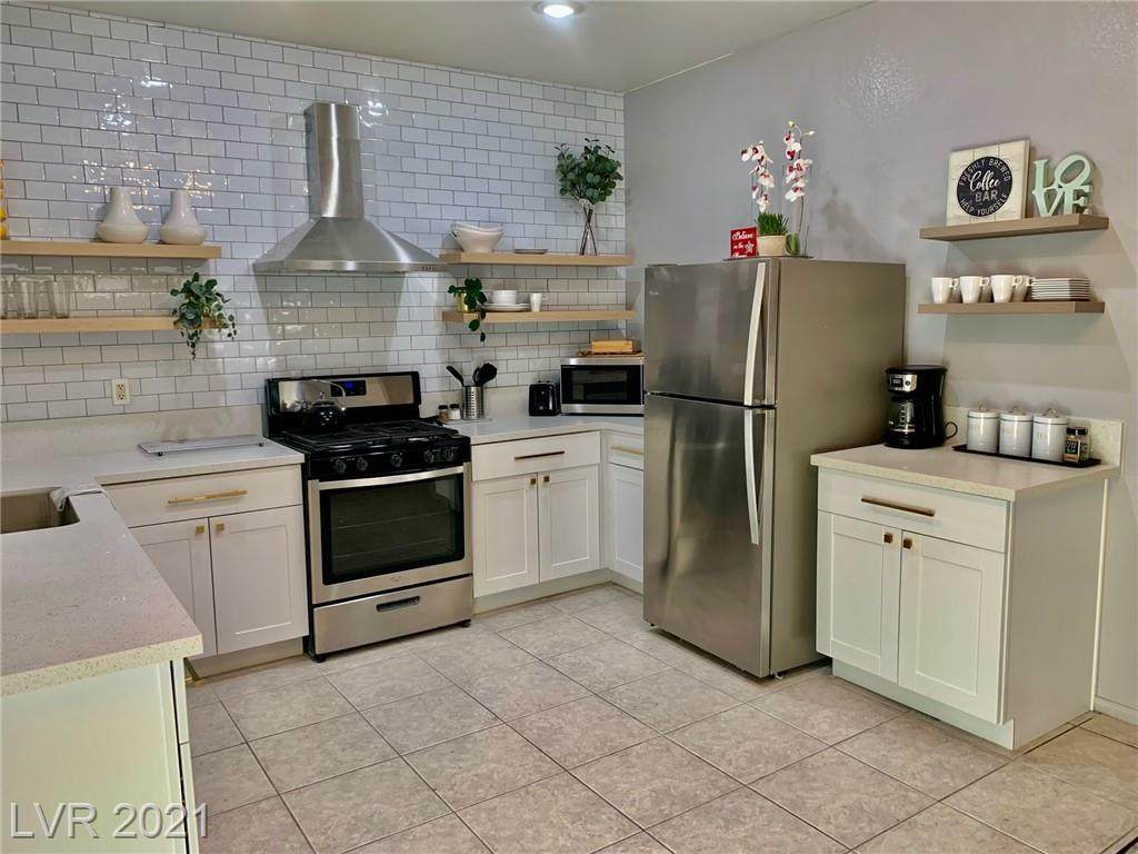 2401 Predera Avenue - Photo 1