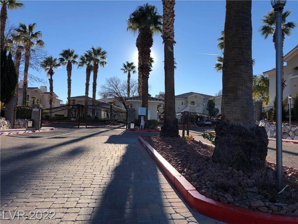 10011 Crimson Palisades Place - Photo 1