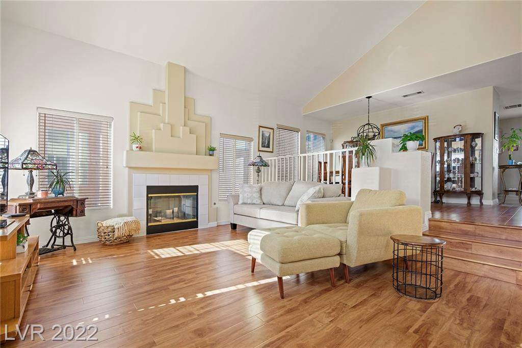 7804 Robinglen Avenue - Photo 1