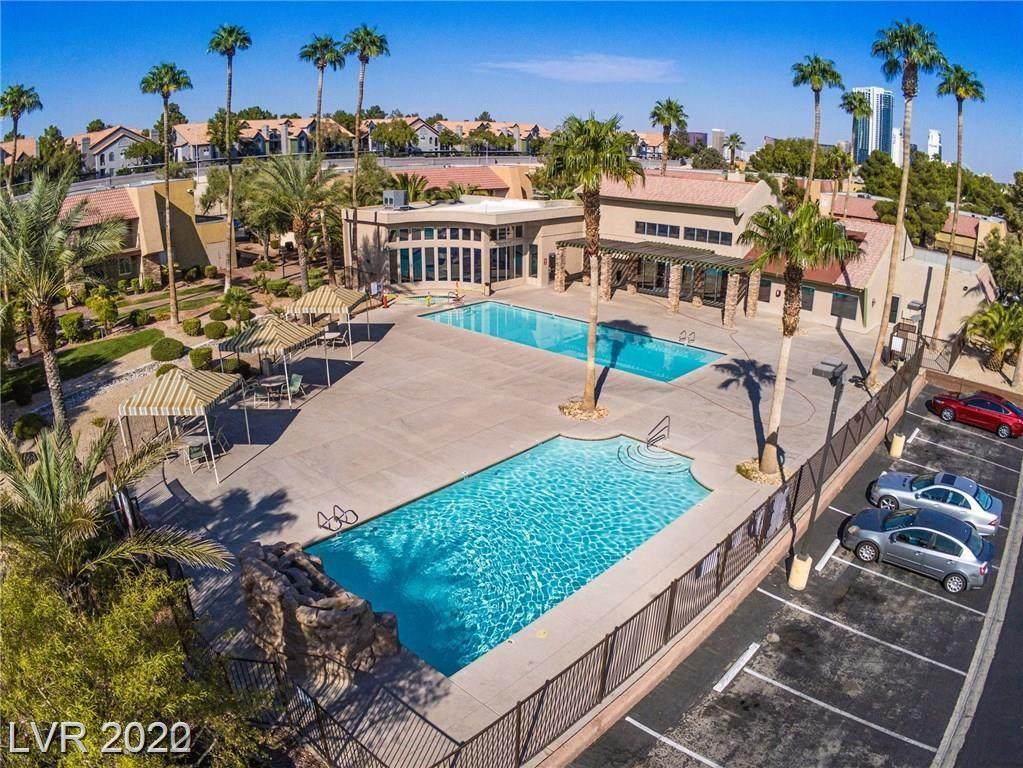 4990 River Glen Drive - Photo 1