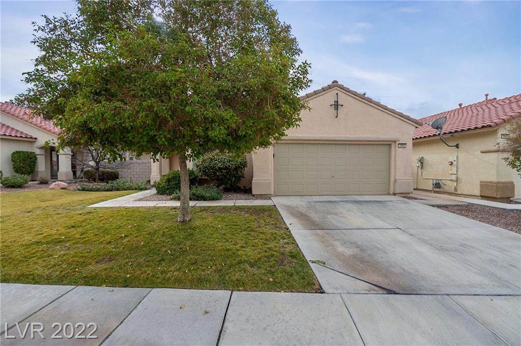 2989 Scenic Valley Way - Photo 1