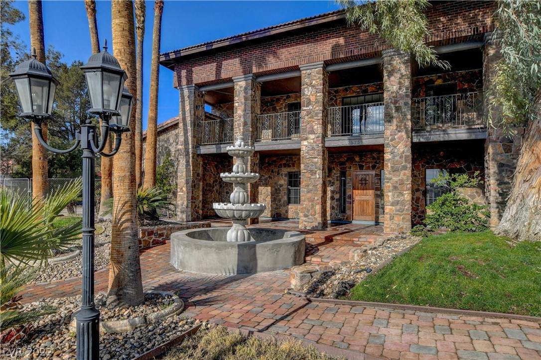 2575 Tenaya Way - Photo 1