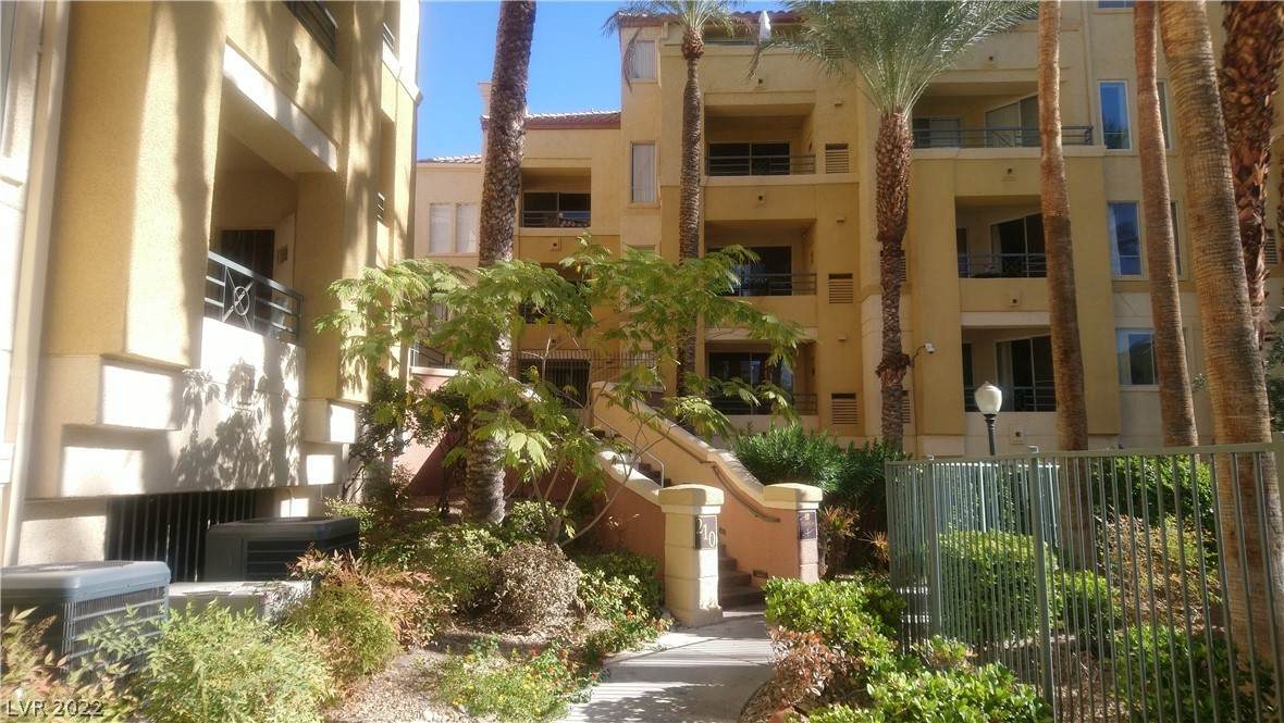 210 Flamingo Road - Photo 1