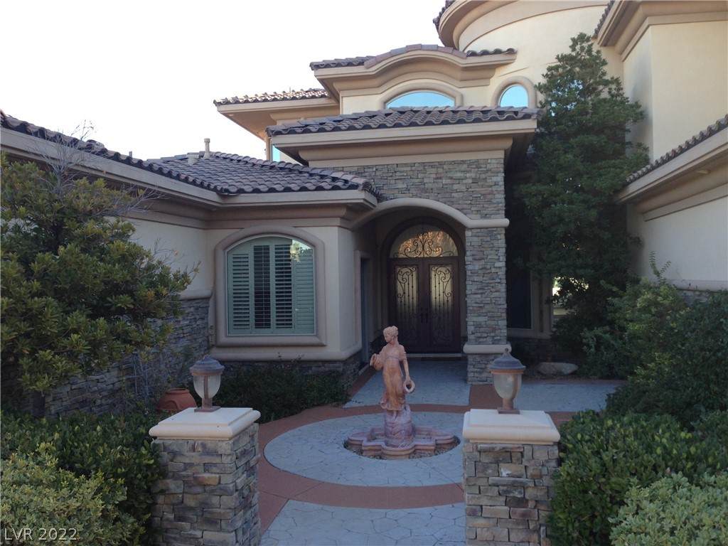 22 Bloomfield Hills Drive - Photo 1