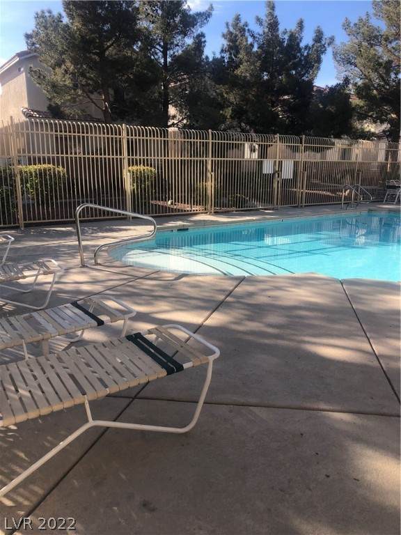 2915 Pelican Breeze Court - Photo 1