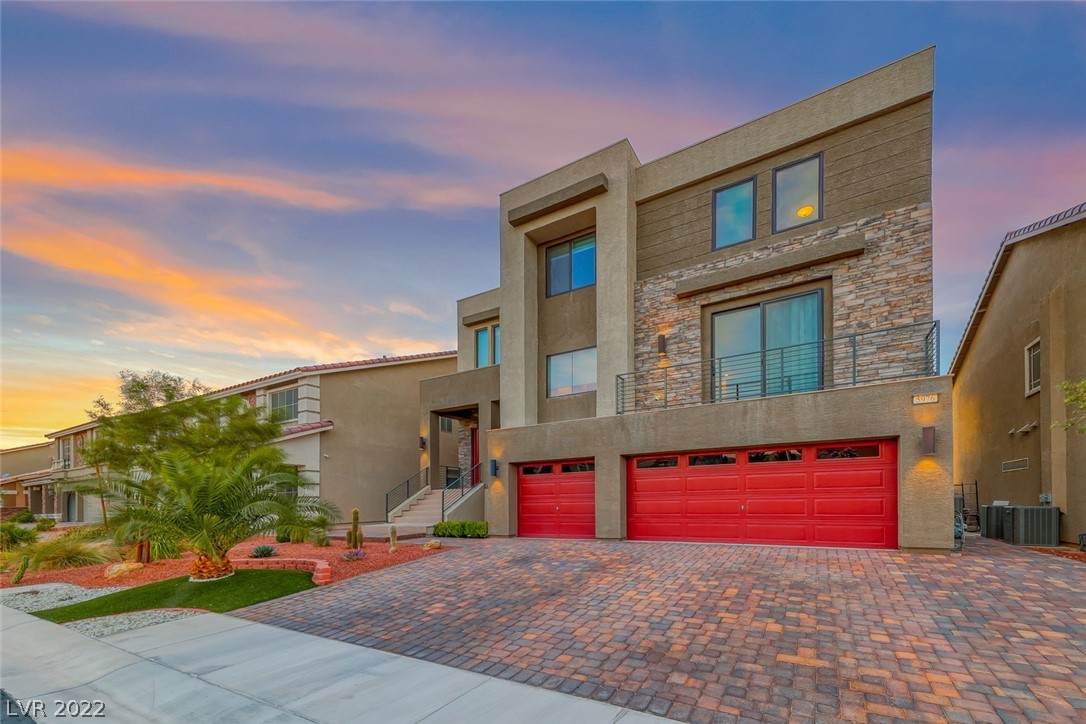 5976 Brimstone Hill Avenue - Photo 1