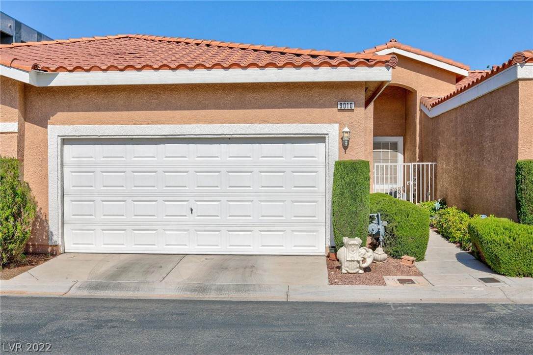 9010 Purple Court - Photo 1