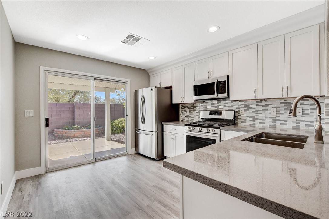 10585 Foggy Glen Avenue - Photo 1