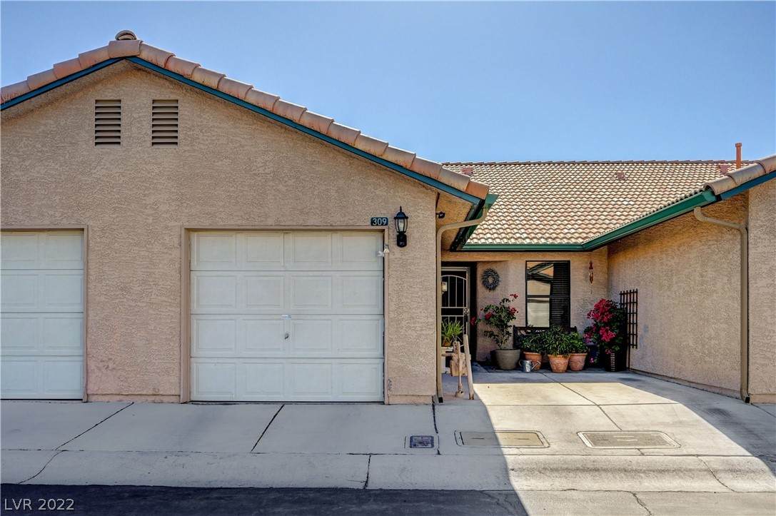 309 Caracas Drive - Photo 1